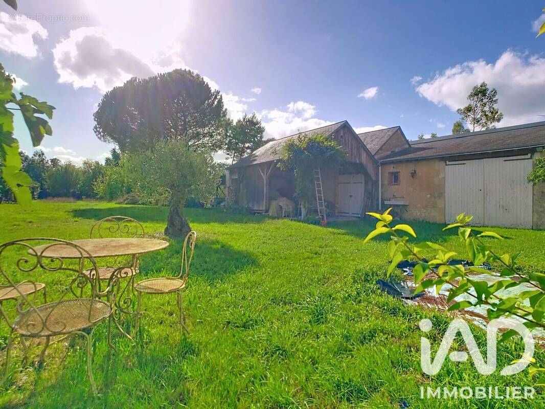 Photo 1 - Maison à AMBILLOU