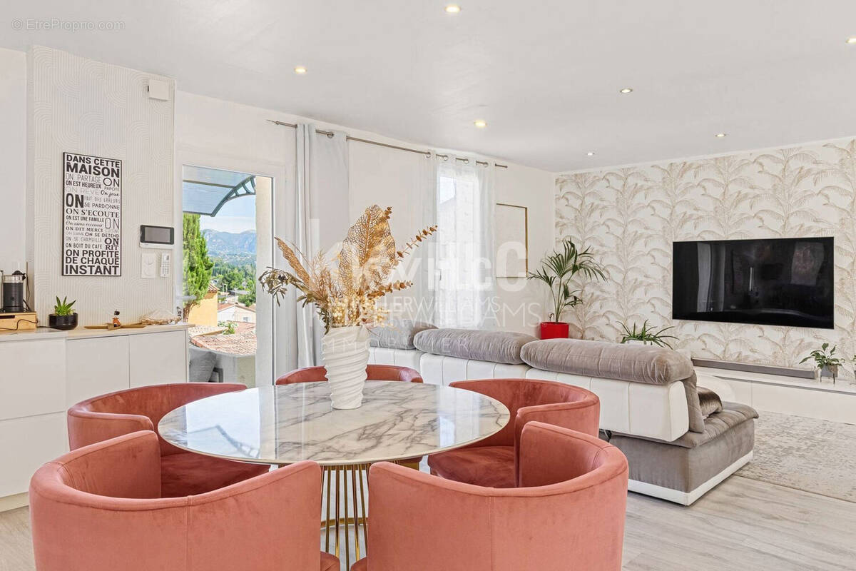 Maison à CAGNES-SUR-MER