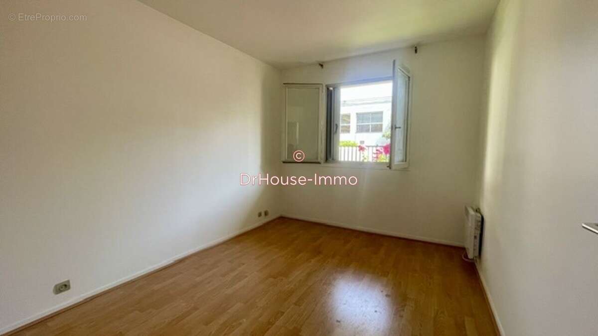 Appartement à LIVRY-GARGAN