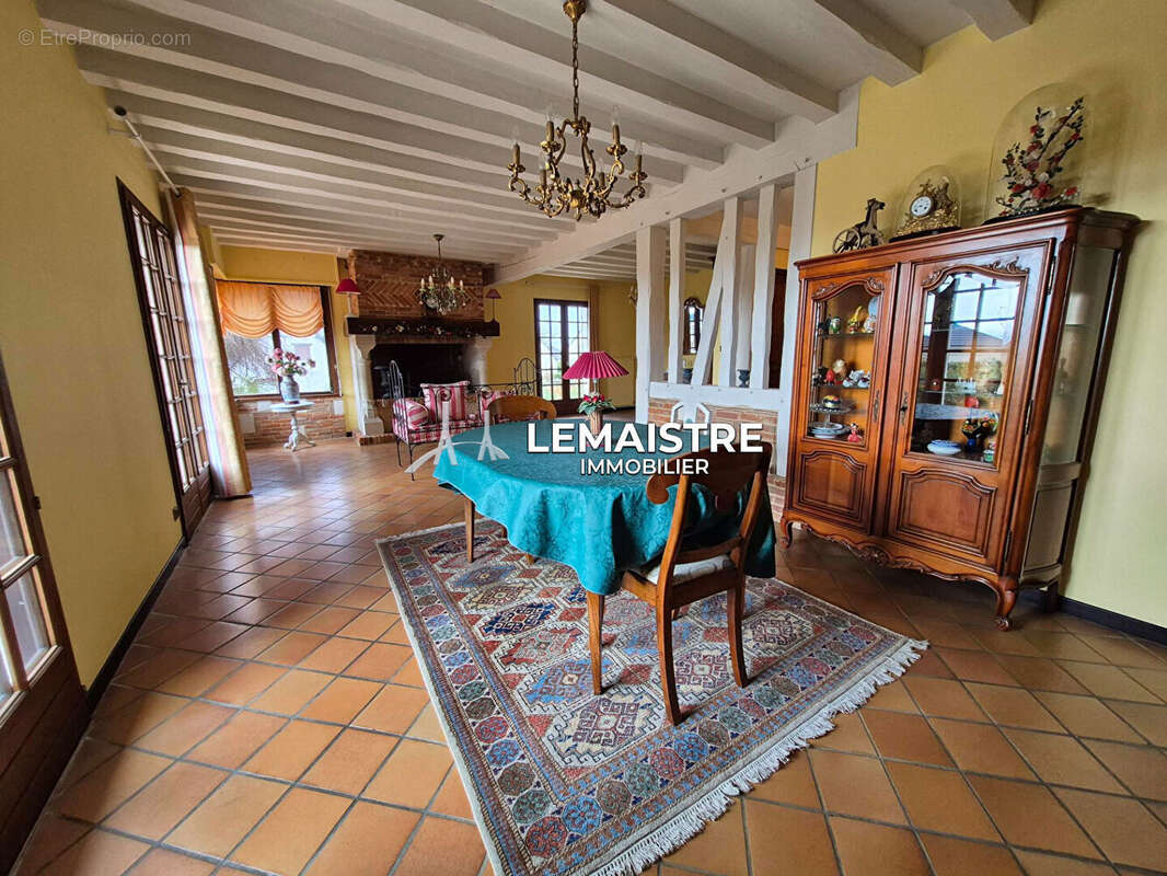 Maison à MONTIVILLIERS