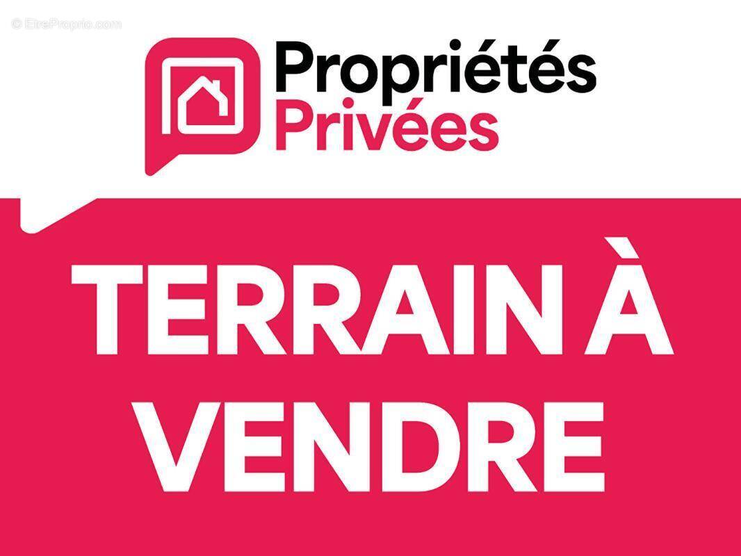 Terrain à LA CHAPELLE-LAUNAY