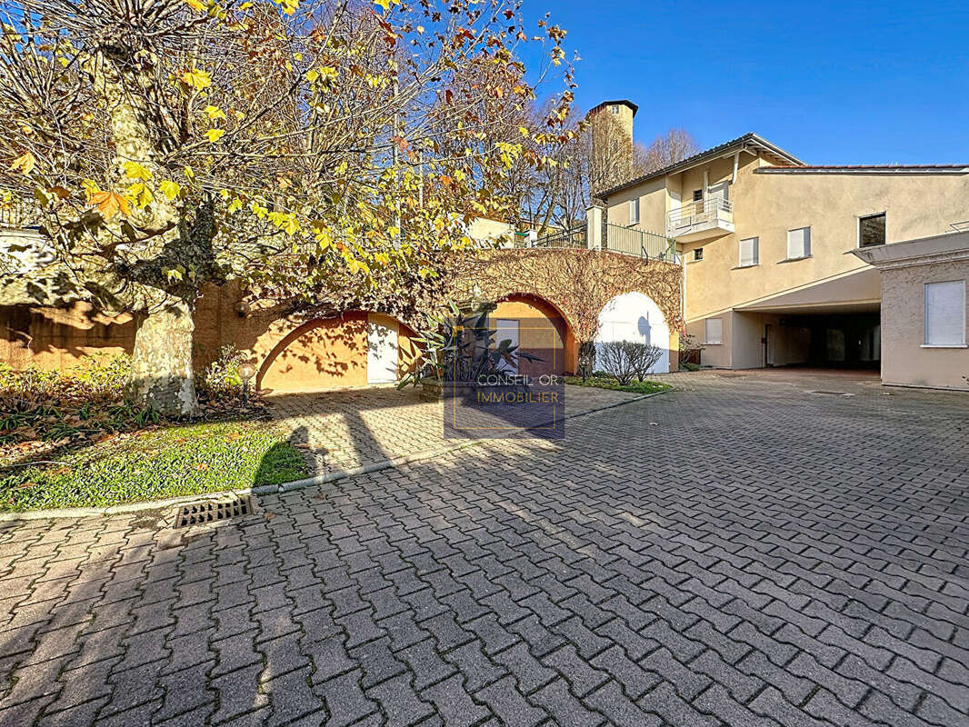 Appartement à LA MULATIERE