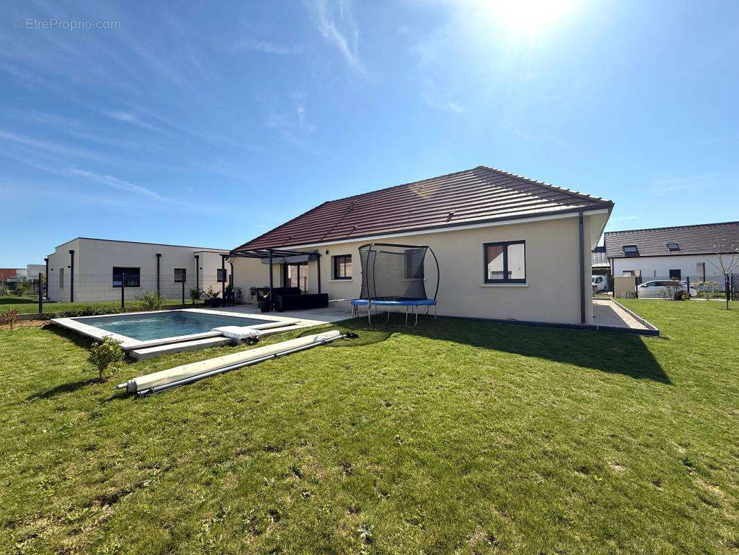 Maison à ROUVRES-EN-PLAINE