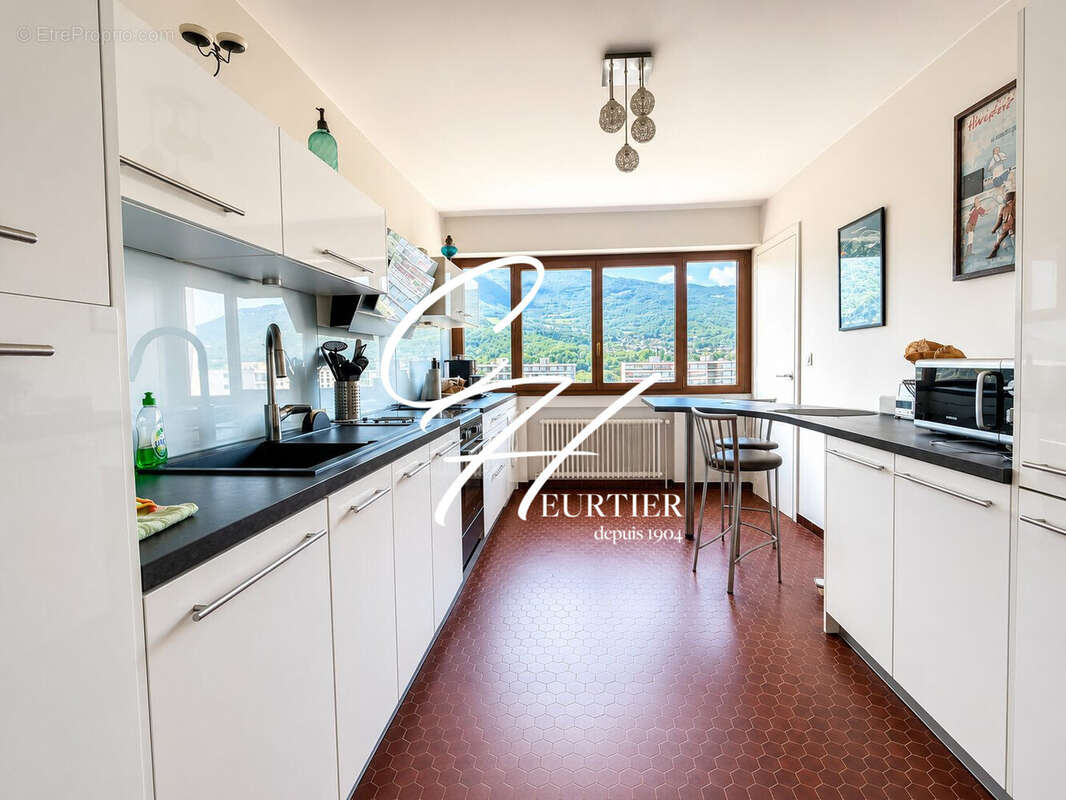 Appartement 112 m² à Echirolles  - photo 3