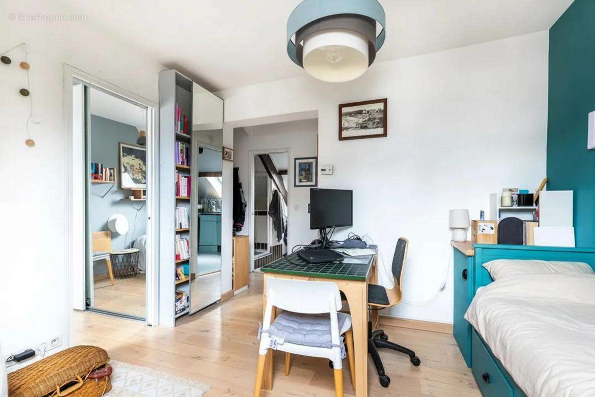 Appartement à IVRY-SUR-SEINE