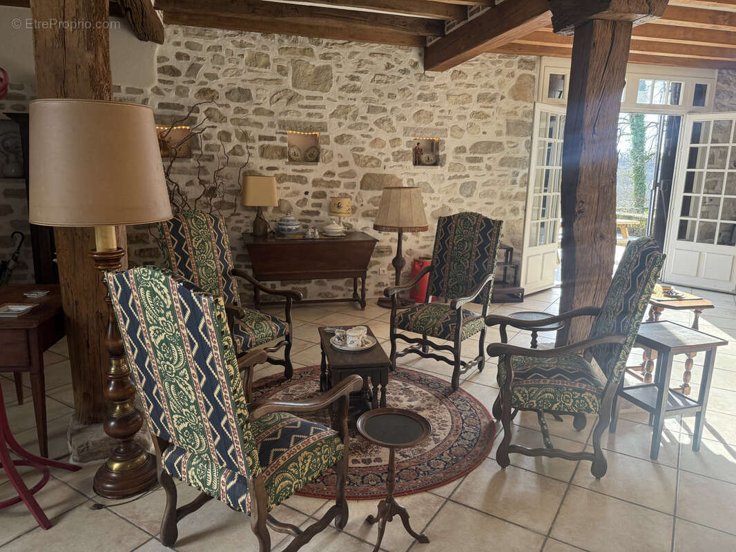 Maison à SAUVETERRE-DE-BEARN