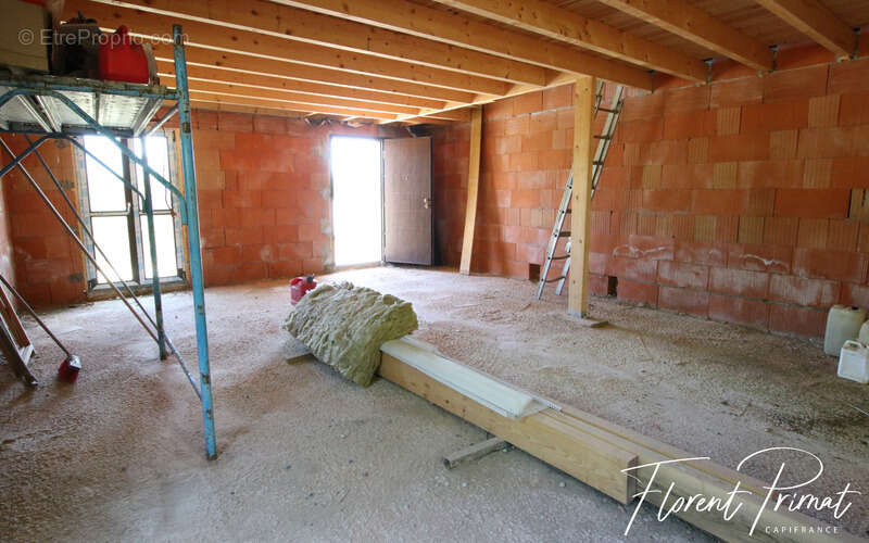 Maison à vendre 5 pièces CULOZ (01) - photo 6