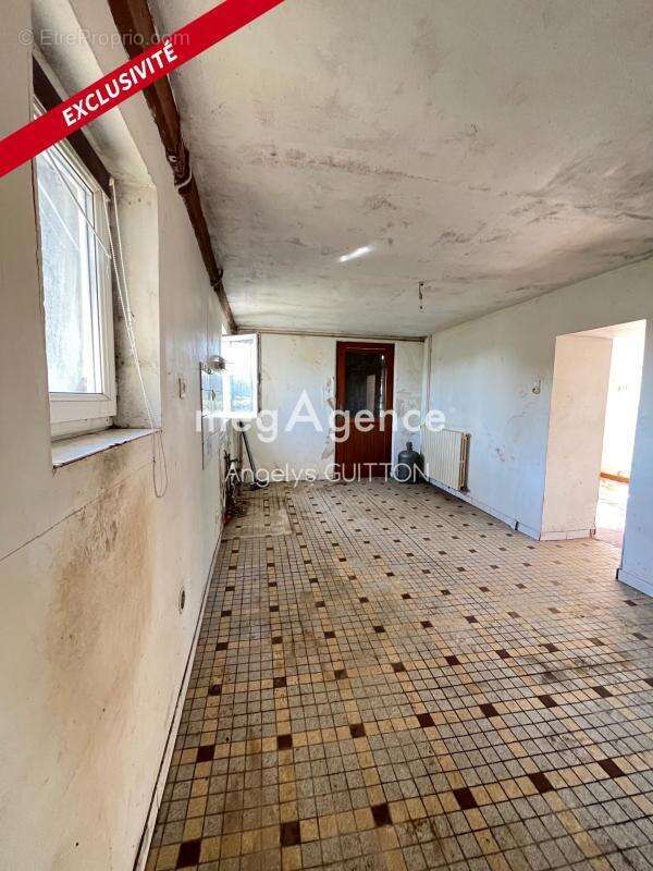 Maison à BEAUMONT-SUR-SARTHE