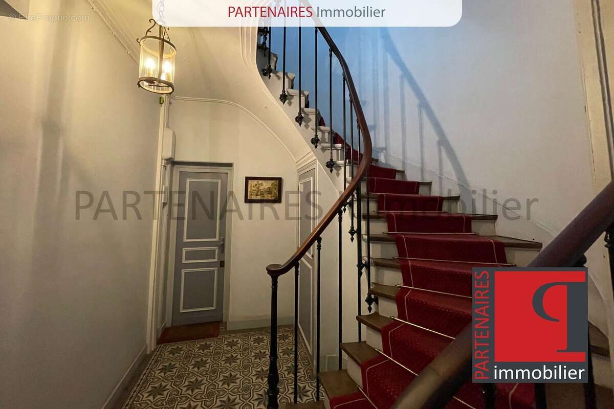 Appartement à VERSAILLES