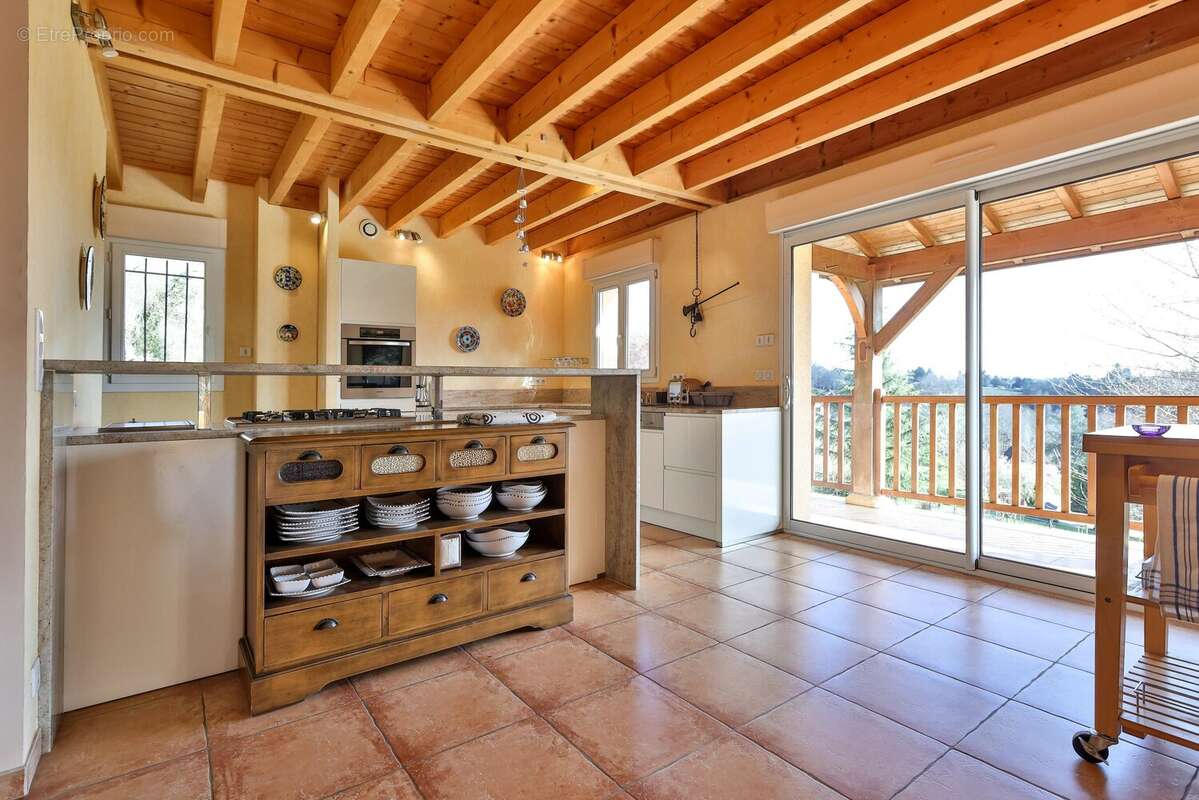 Charmante maison sarladaise : Equipements modernes, vues sur la campagne - photo 6
