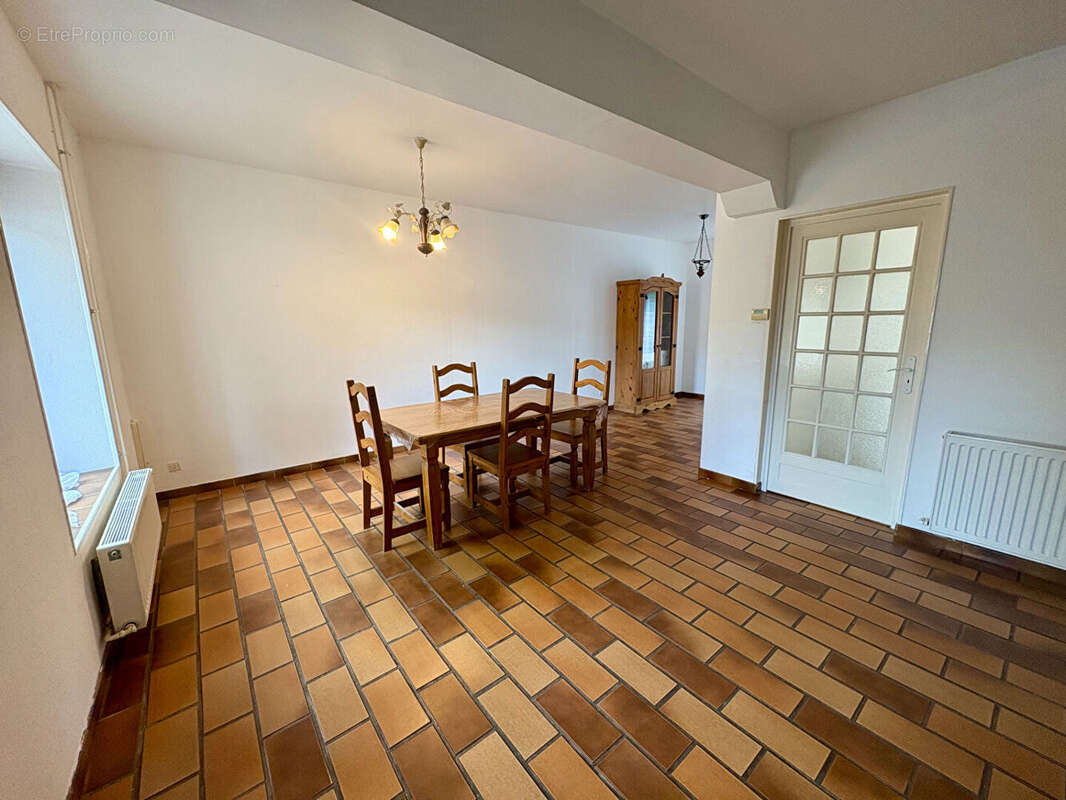 Maison à CLACY-ET-THIERRET