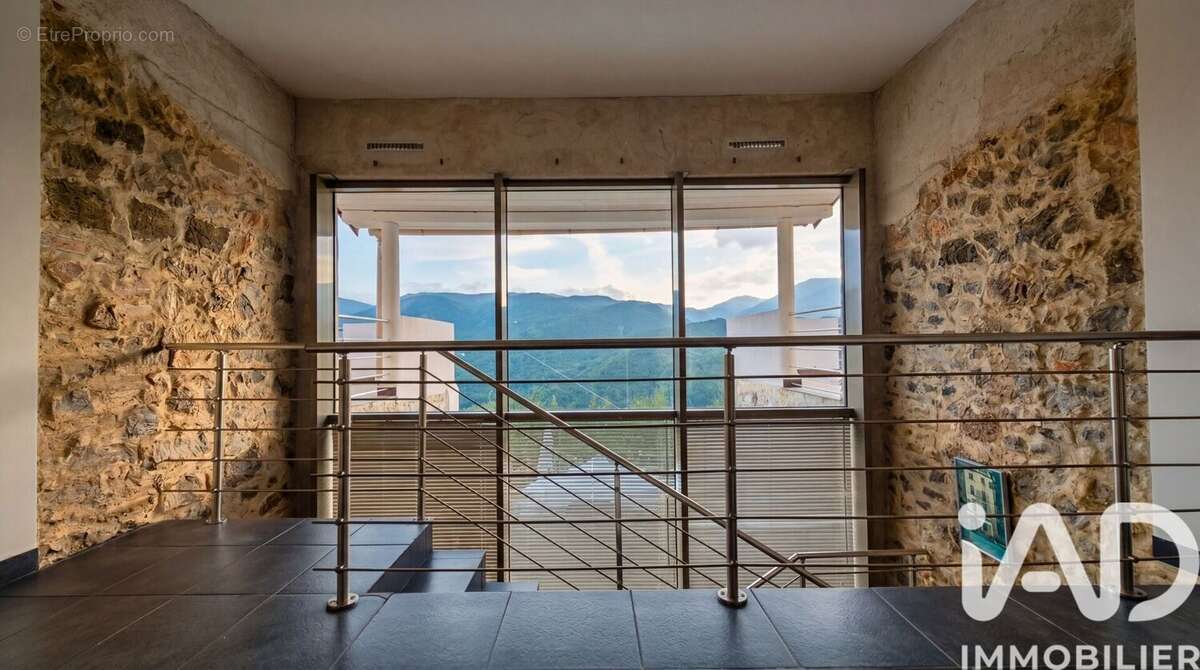 Photo 2 - Maison à GILETTE