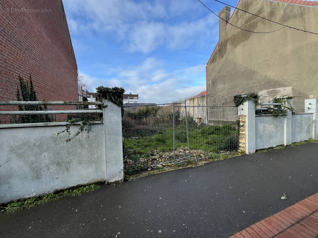 Terrain à DUNKERQUE