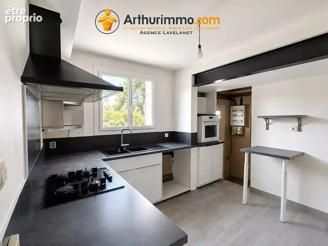 Ensemble immobilier - 6 pièces - 130m² - photo 3