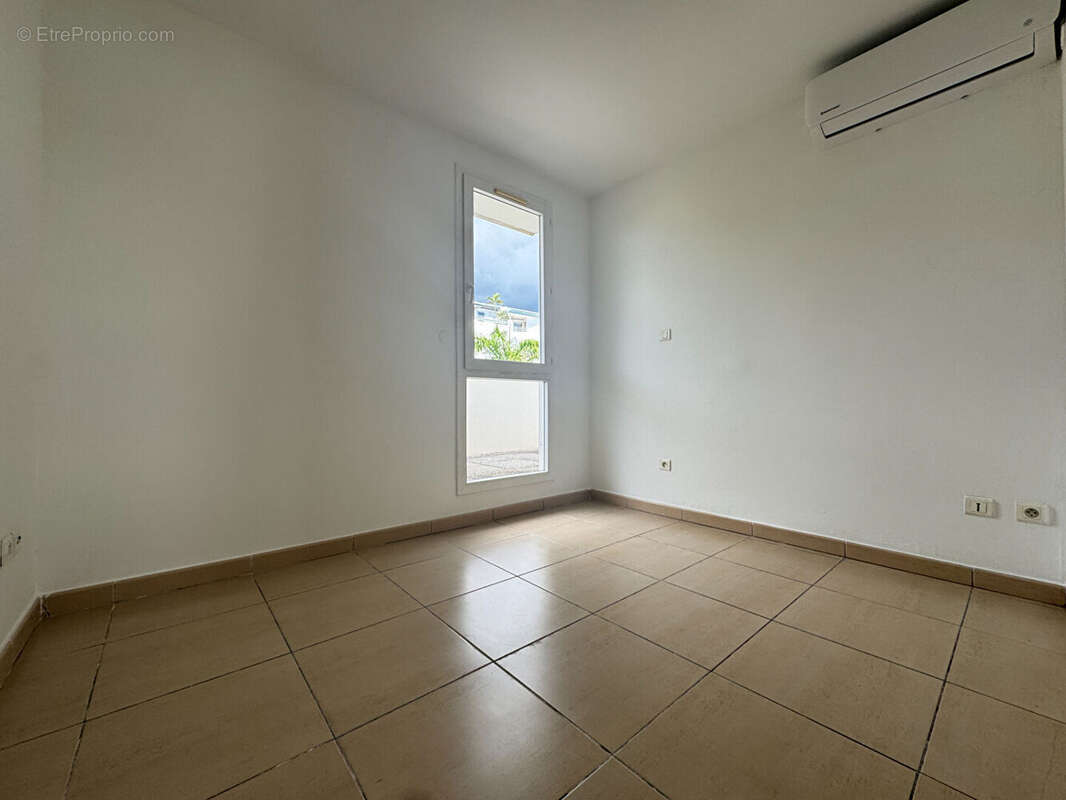 Appartement à SAINT-DENIS