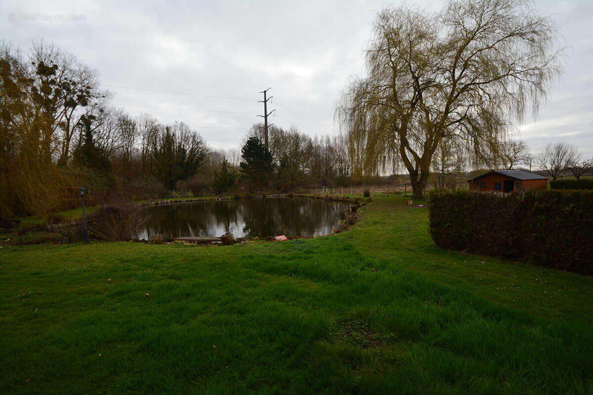 Maison à COUCY-LE-CHATEAU-AUFFRIQUE