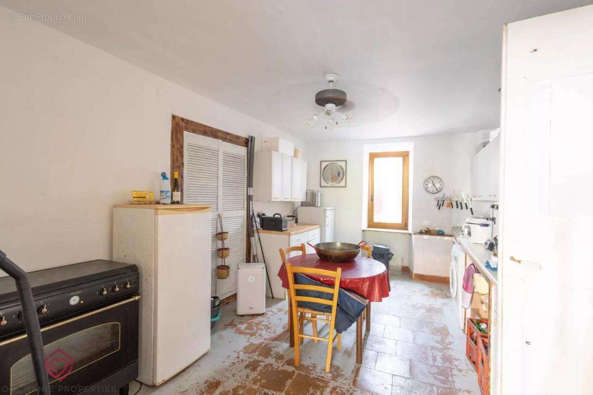 Maison à LABASTIDE-D&#039;ANJOU