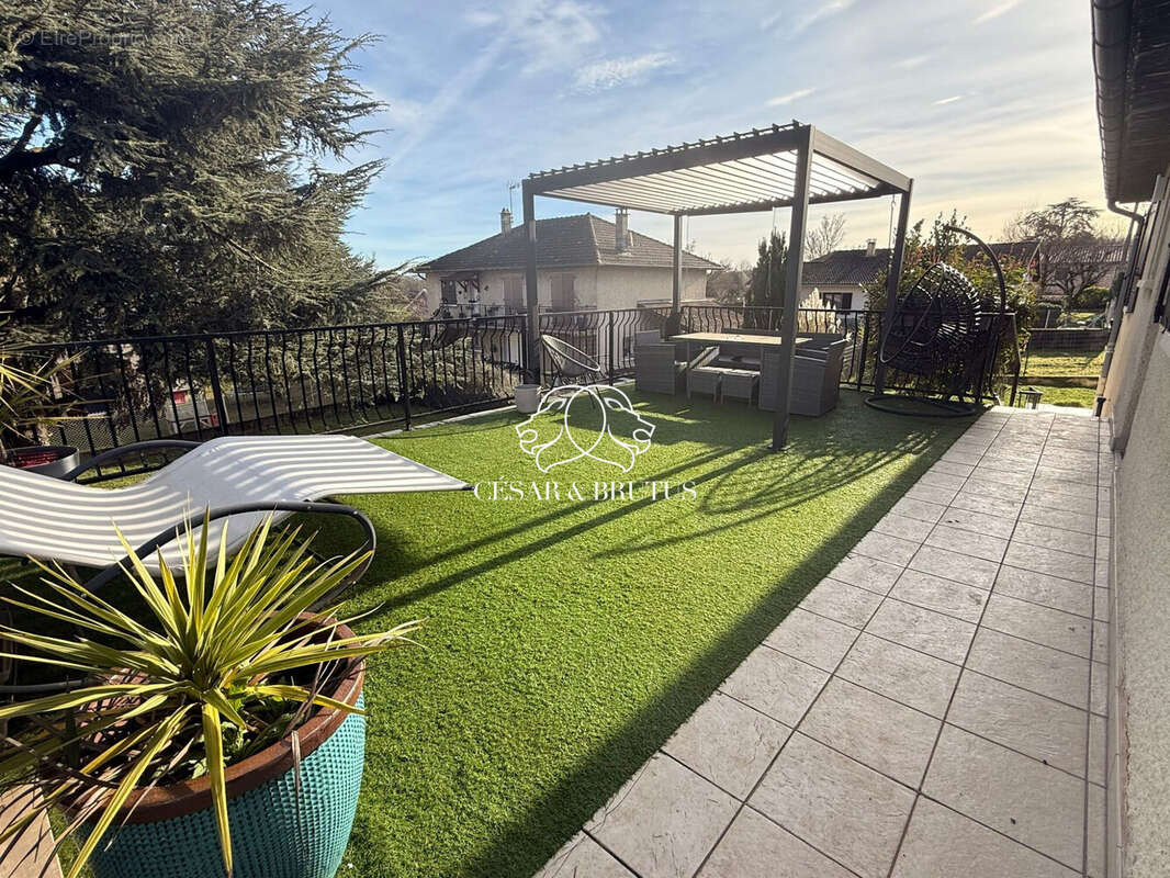 Maison à SAINT-PRIEST