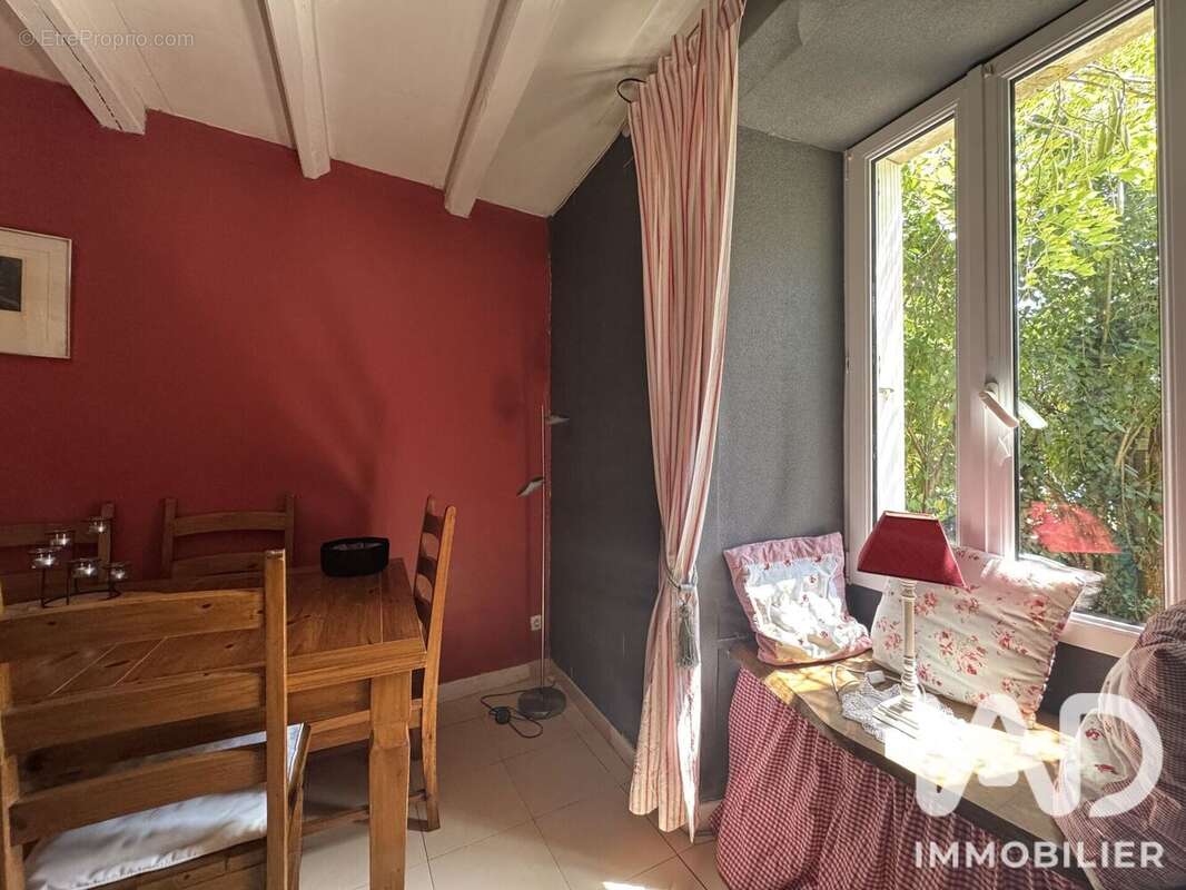 Maison 107 m² à La Jaudonniere  - photo 7