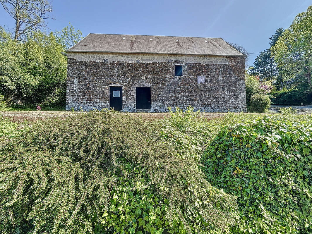 Maison à CANVILLE-LA-ROCQUE