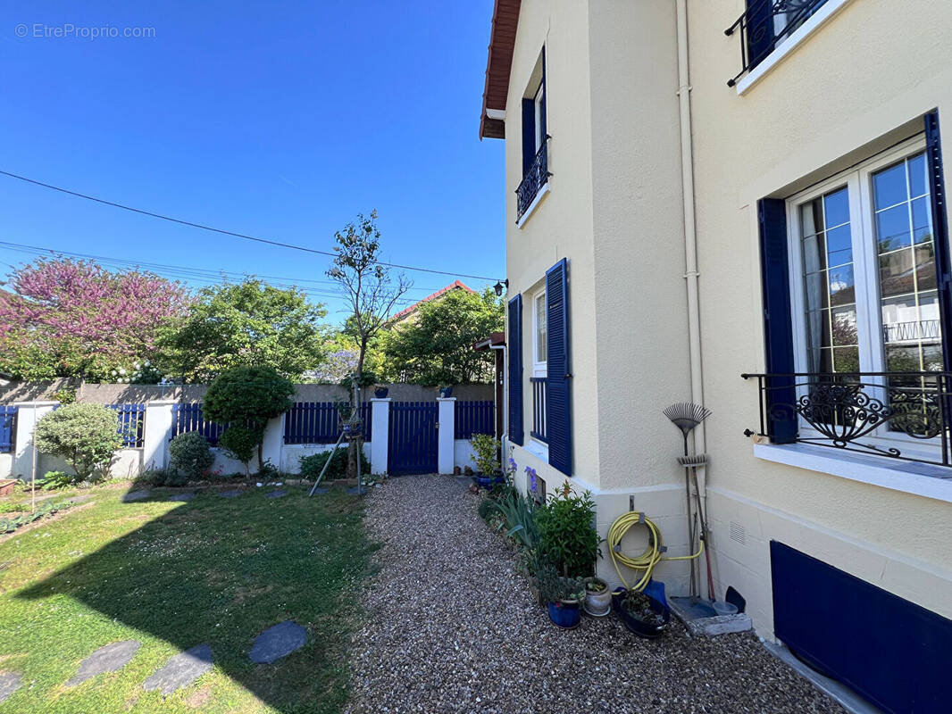 Maison à MAISONS-LAFFITTE