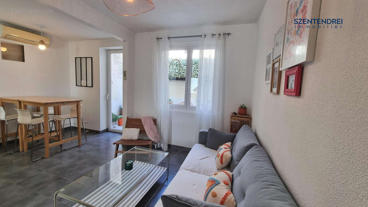 Appartement LUNEL F3 extérieur SZENTENDREI Immobilier - Appartement à LUNEL