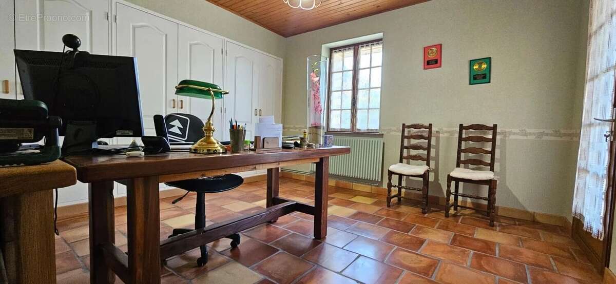 Maison à SAINT-PARDOUX-ISAAC