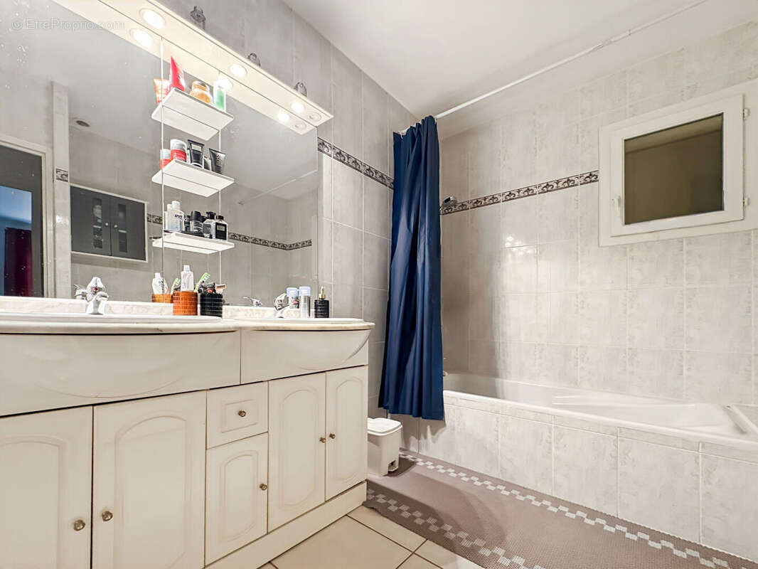 Maison à SAINTE-COLOMBE