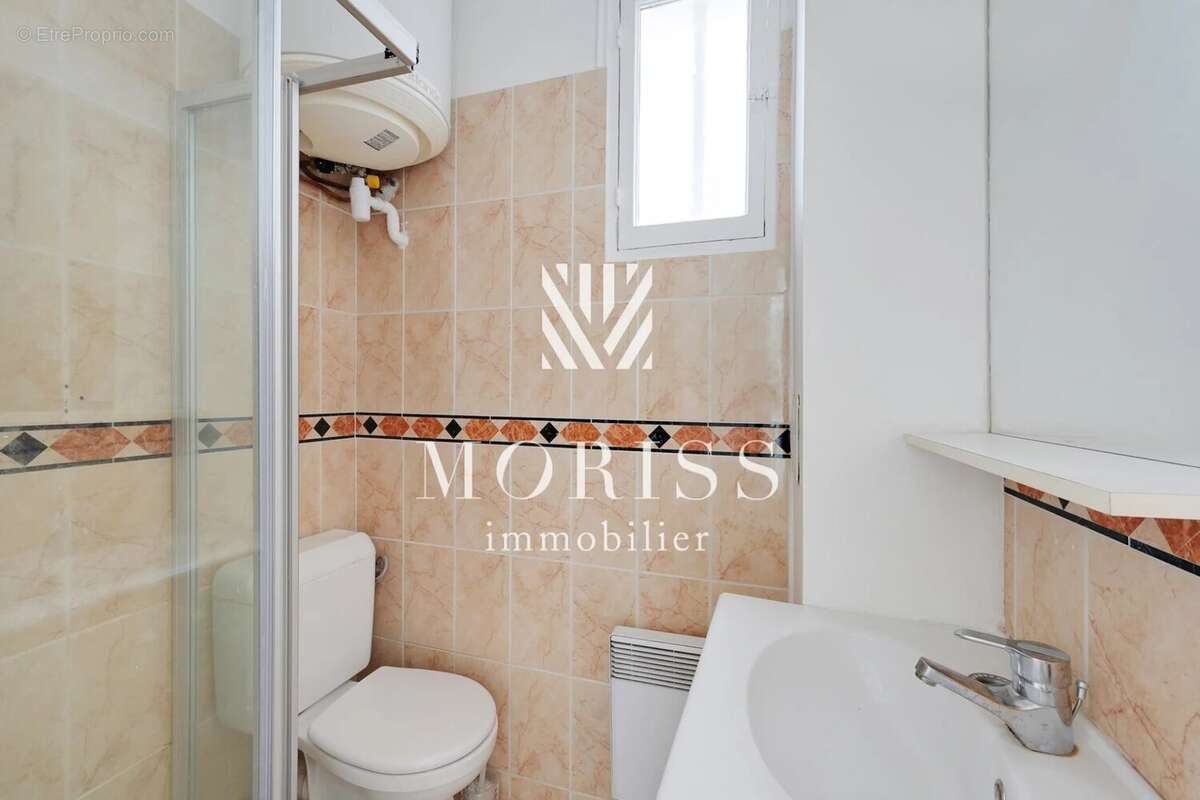 Appartement à PARIS-17E