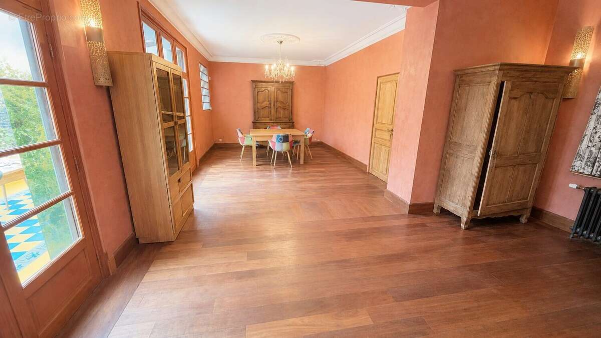 Maison 200 m² à Lille  - photo 3