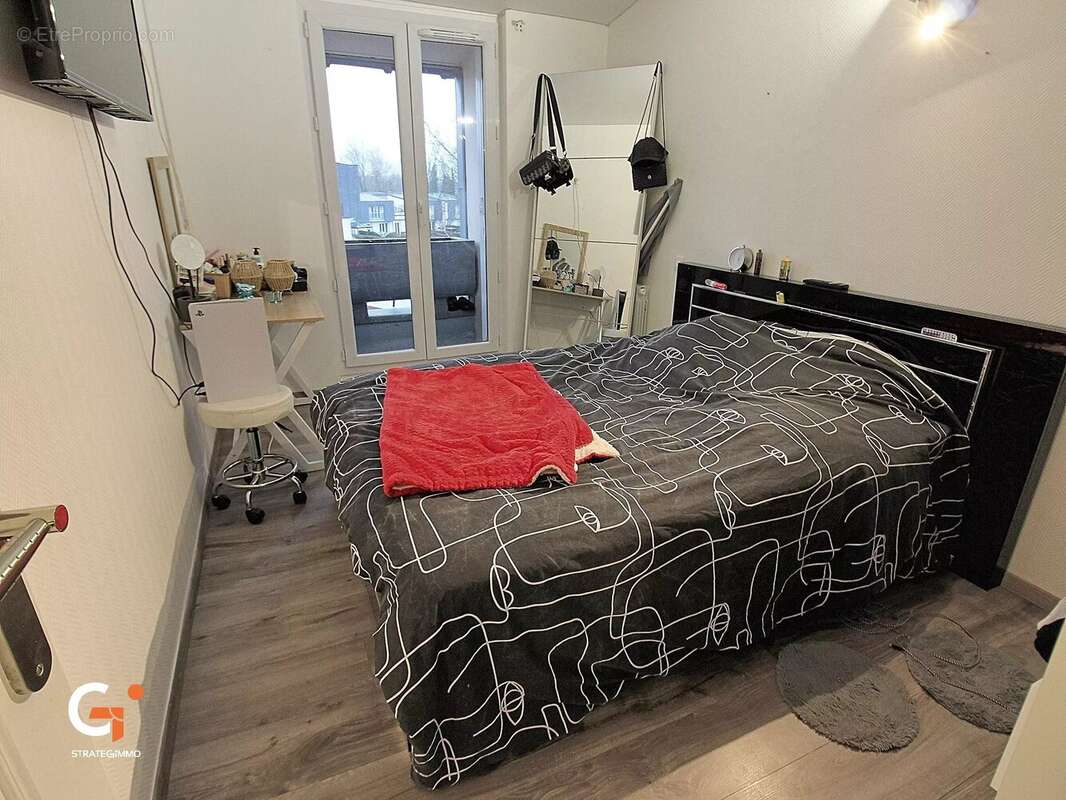 Appartement à ARQUES-LA-BATAILLE