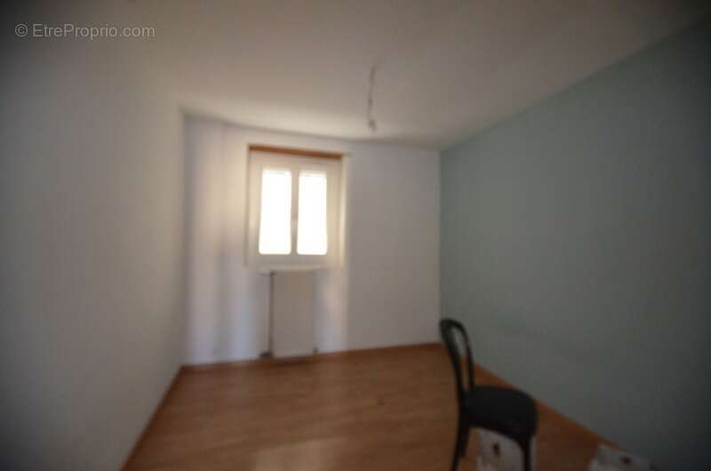 Appartement à ROMENY-SUR-MARNE