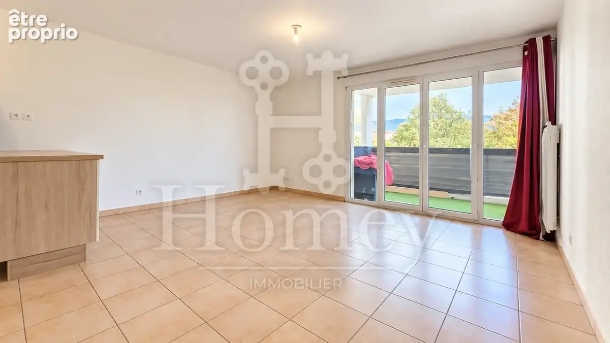 ANNEMASSE - T2 avec Piscine & Balcon - 20min Genève Cornavin - Parking sous-sol - Idéal Frontaliers - EXCLUSIV - photo 2