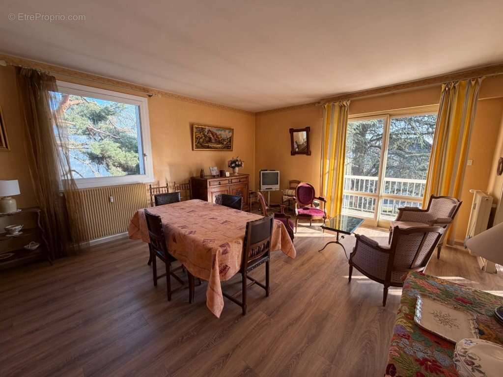 Appartement à LE CREUSOT