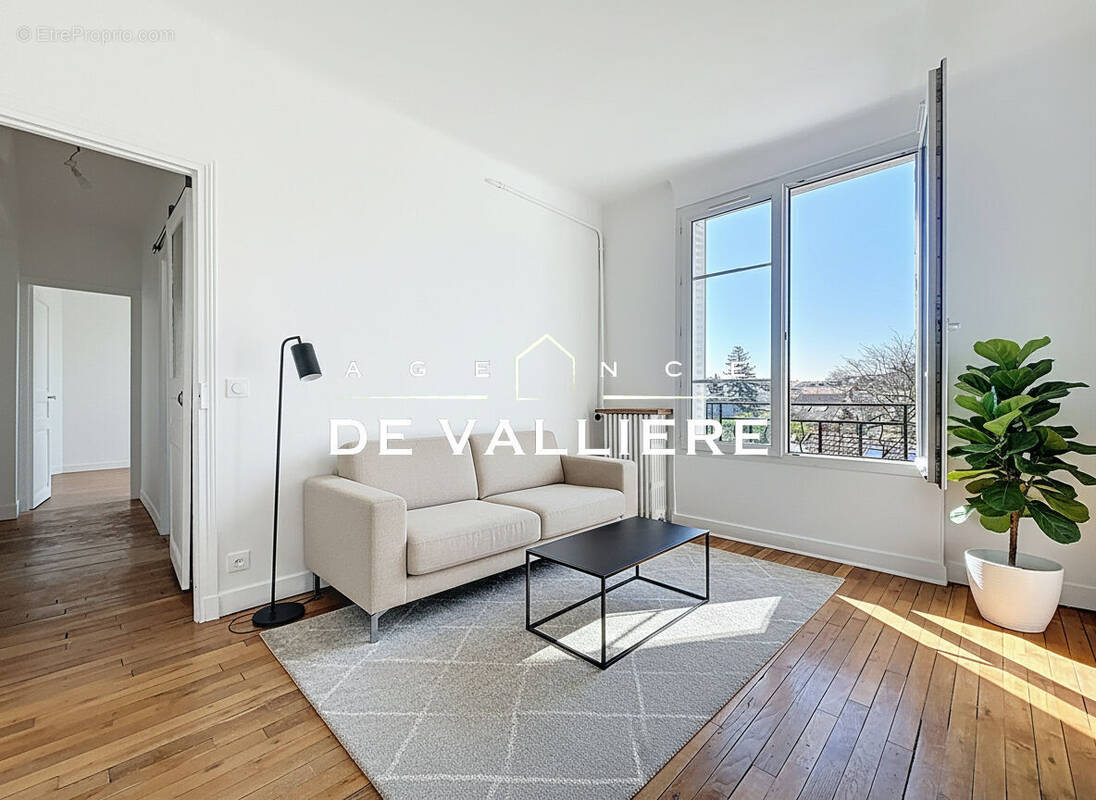 Appartement à NANTERRE