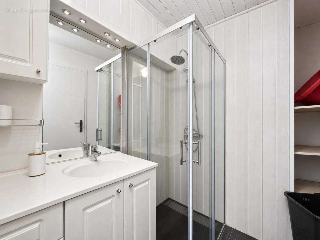 Appartement à AIX-LES-BAINS