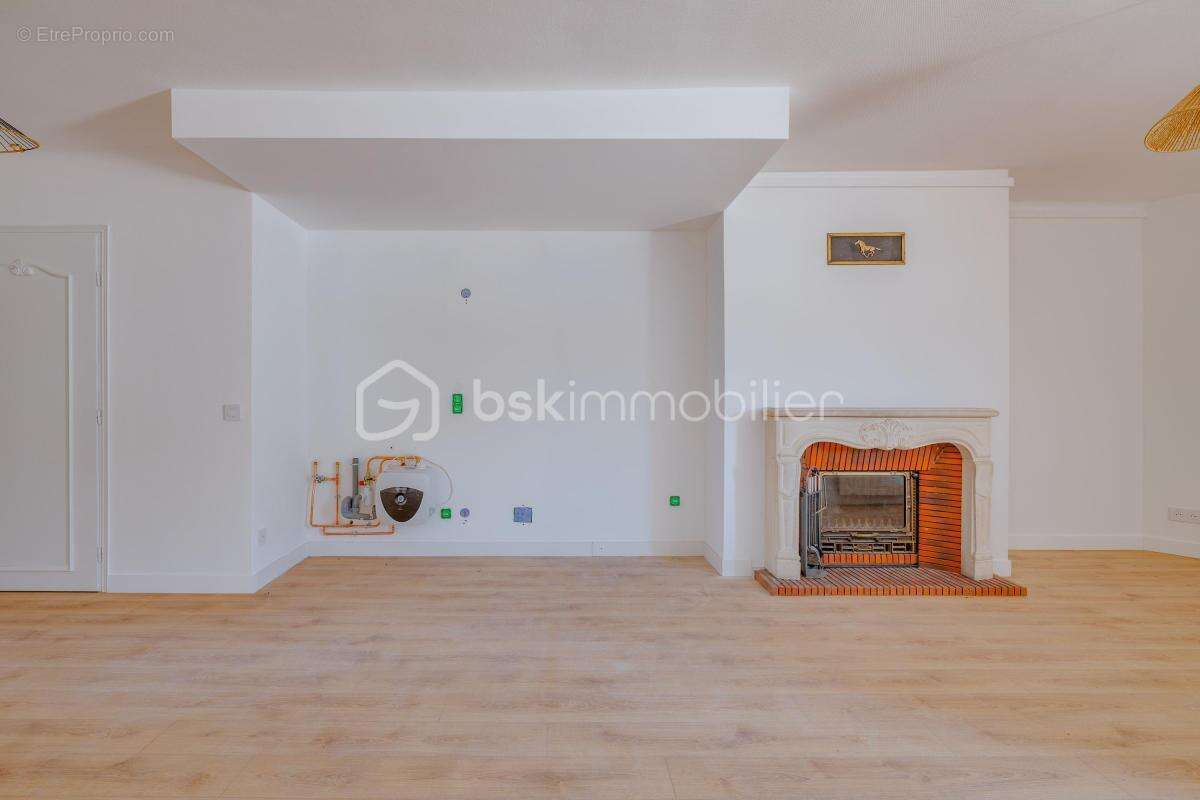 Appartement 3 chambres rénové avec jardin et garage - photo 8