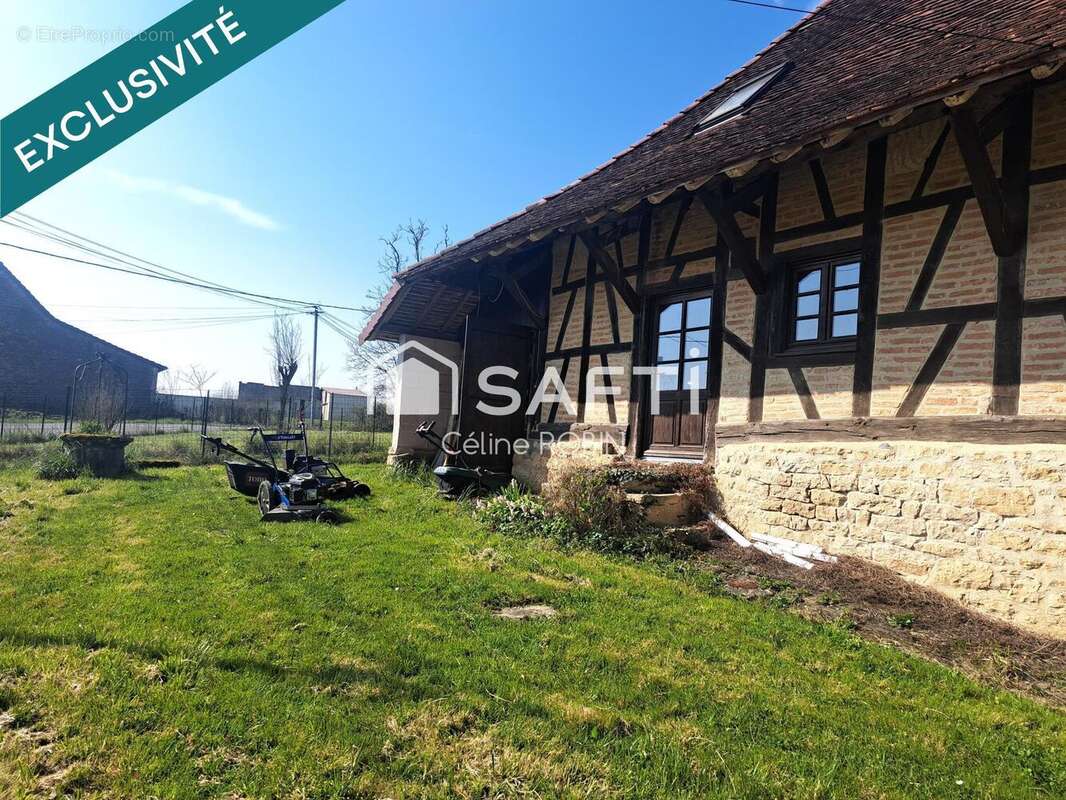 Photo 2 - Maison à SAVIGNY-EN-REVERMONT