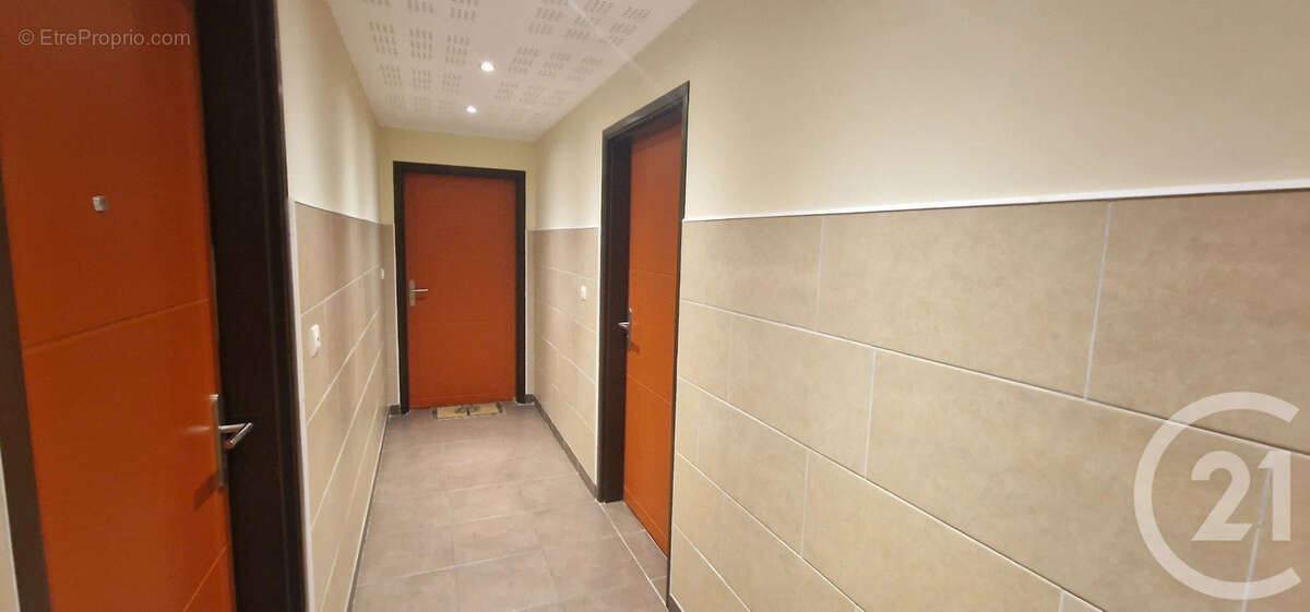Appartement à LA ROQUEBRUSSANNE