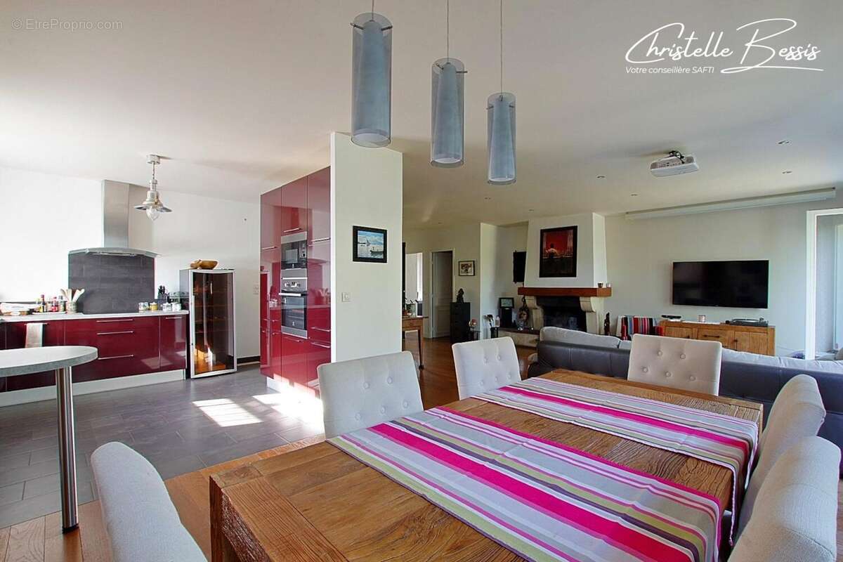 Photo 3 - Maison à VILLECRESNES