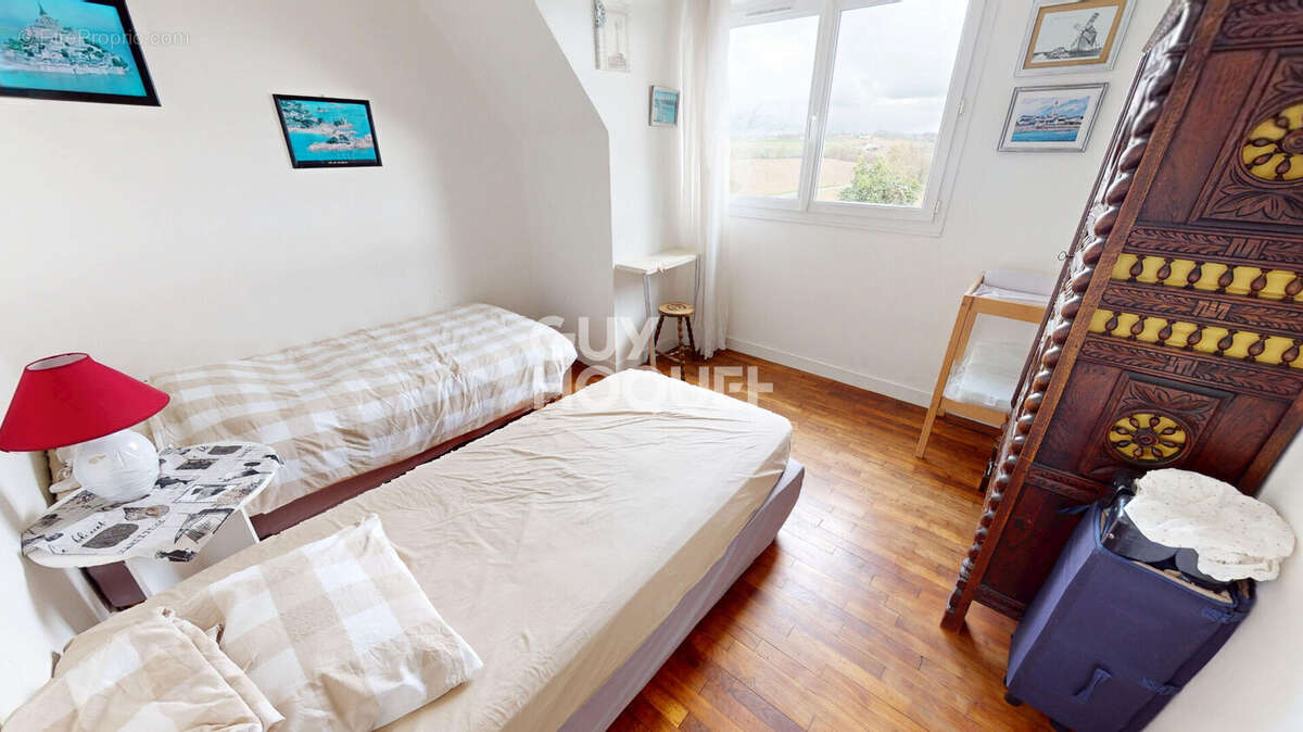 Maison à PLEINE-FOUGERES