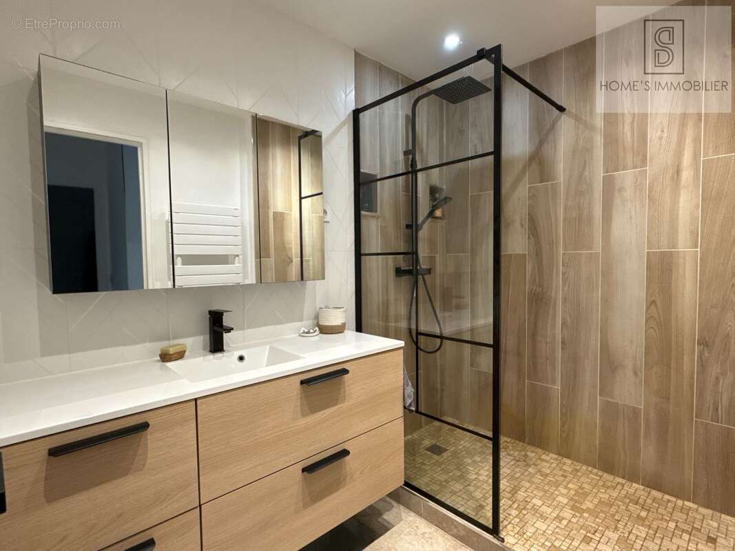 Appartement à LE RAINCY