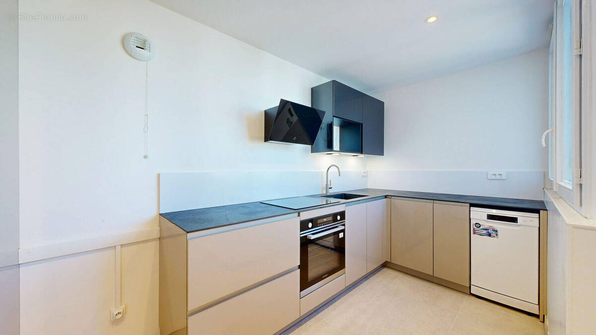 Appartement à NANTERRE