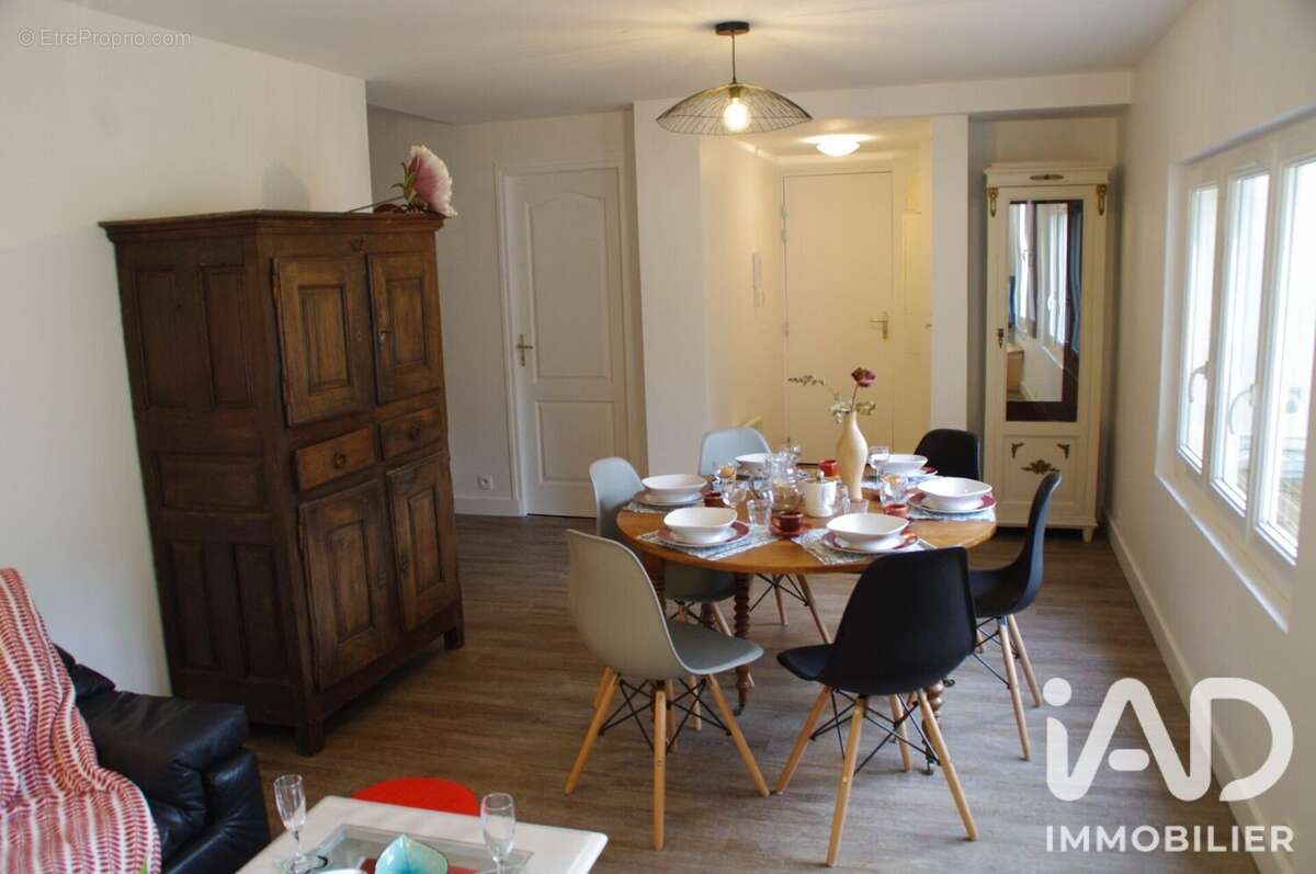 Appartement 667 m² à Bayeux  - photo 6