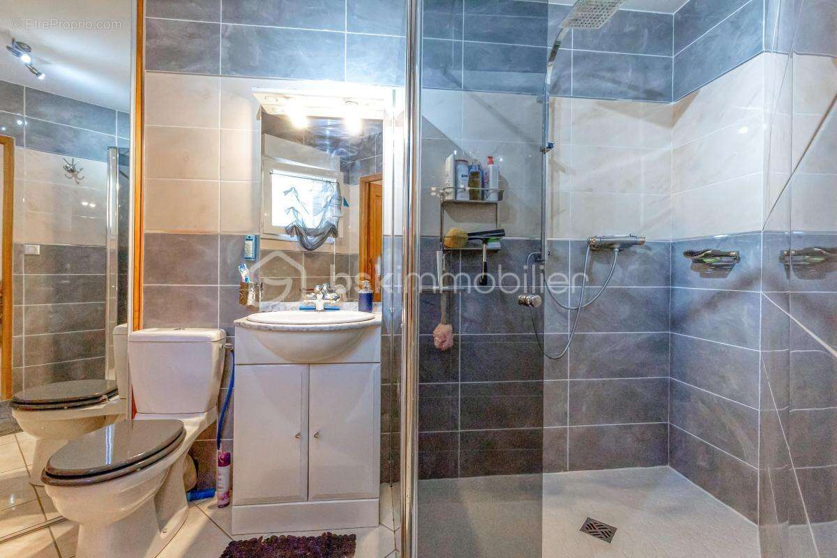 Maison de 182m2 plus atelier - photo 8