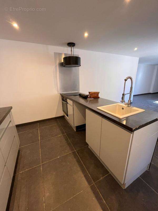 Maison à SAINT-JULIEN