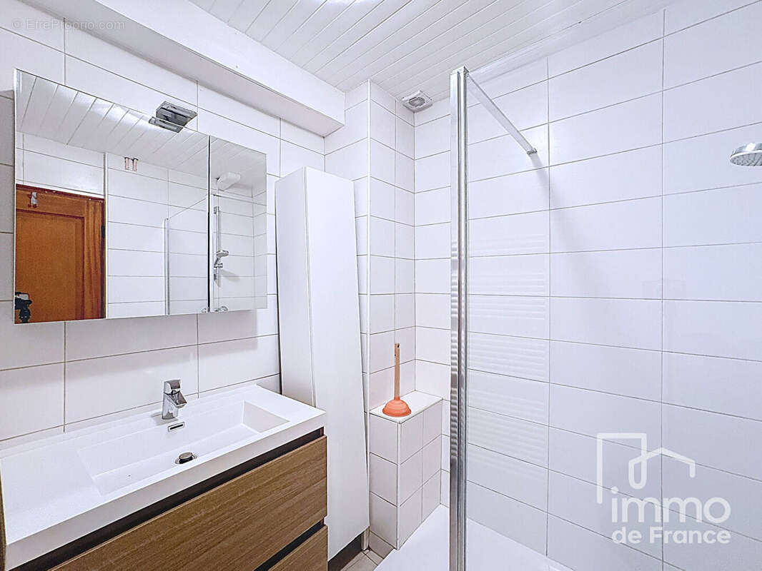 Maison à BELLEGARDE-SUR-VALSERINE