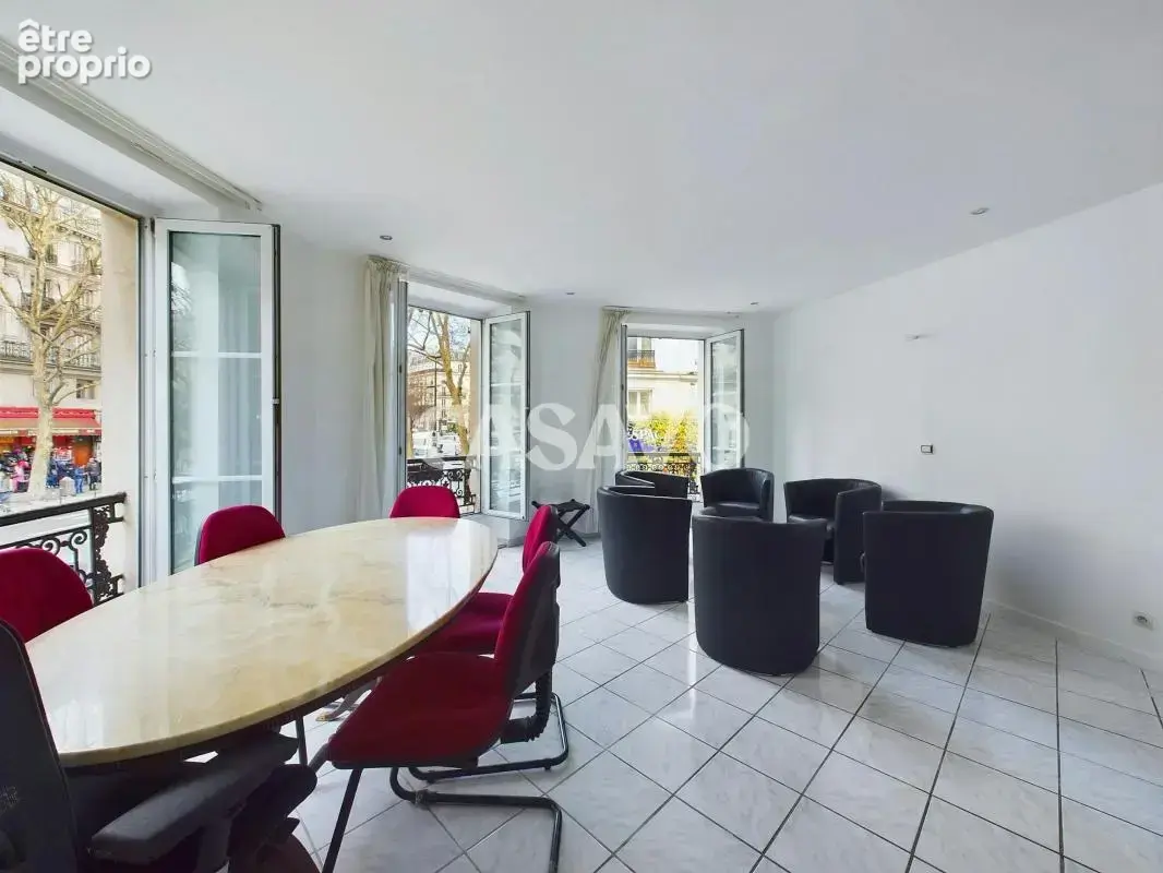 Vente Appartement 2 pièces de 56m² - 75018 Paris - photo 8