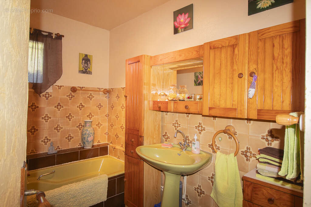 Maison à SAINT-JEAN-DE-SOUDAIN