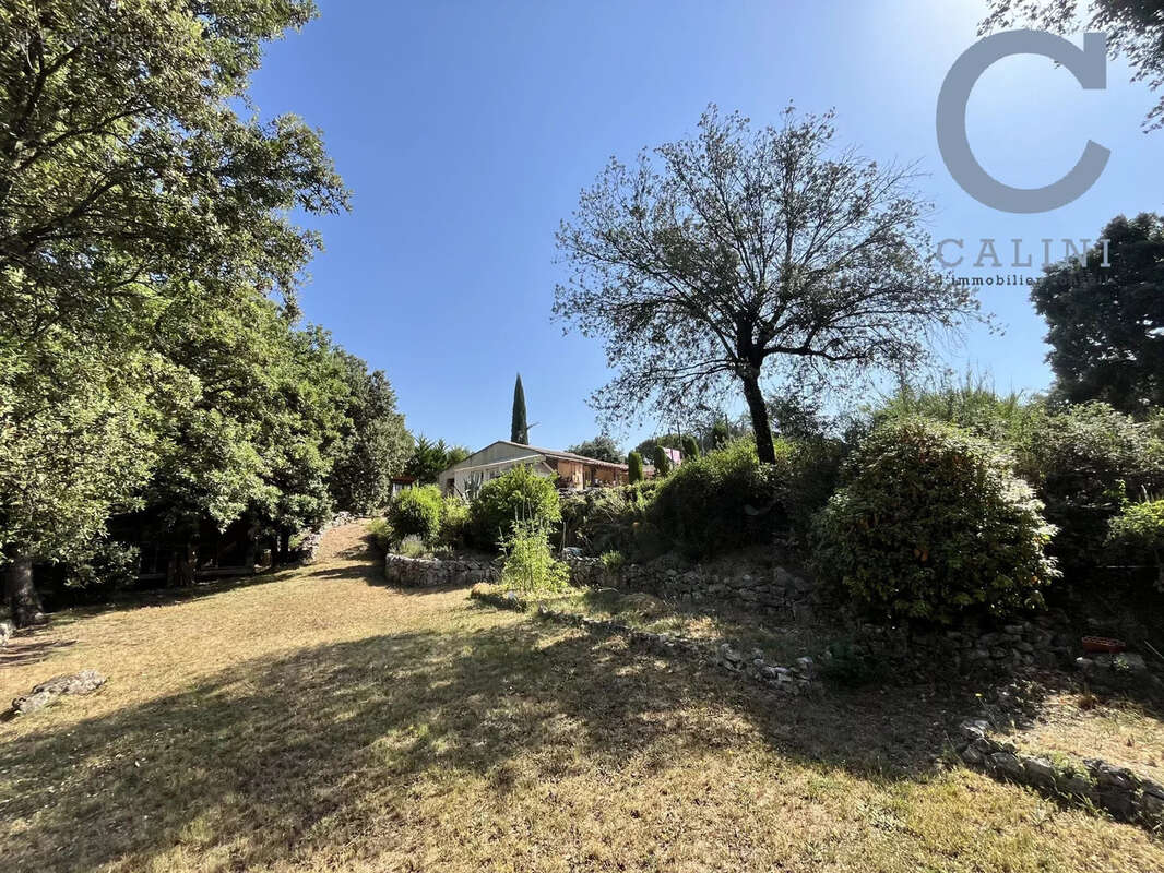 Maison à GARRIGUES-SAINTE-EULALIE